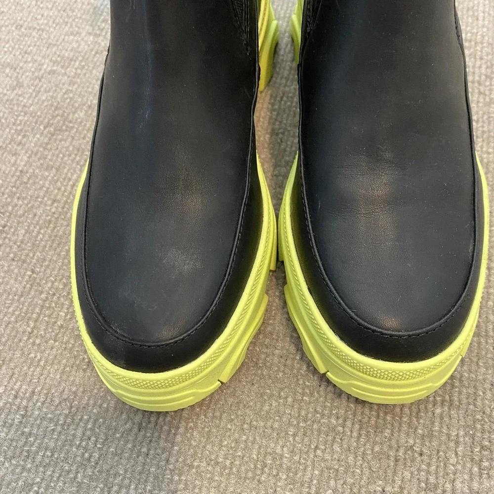 Sorel Chelsea Boots Womens Size 7 Black Waterproof Ankle Neon Sole LZ6060-010 - Picture 3 of 12